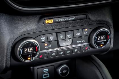 Ford Kuga Plug-in hybrid FWD 225Ps